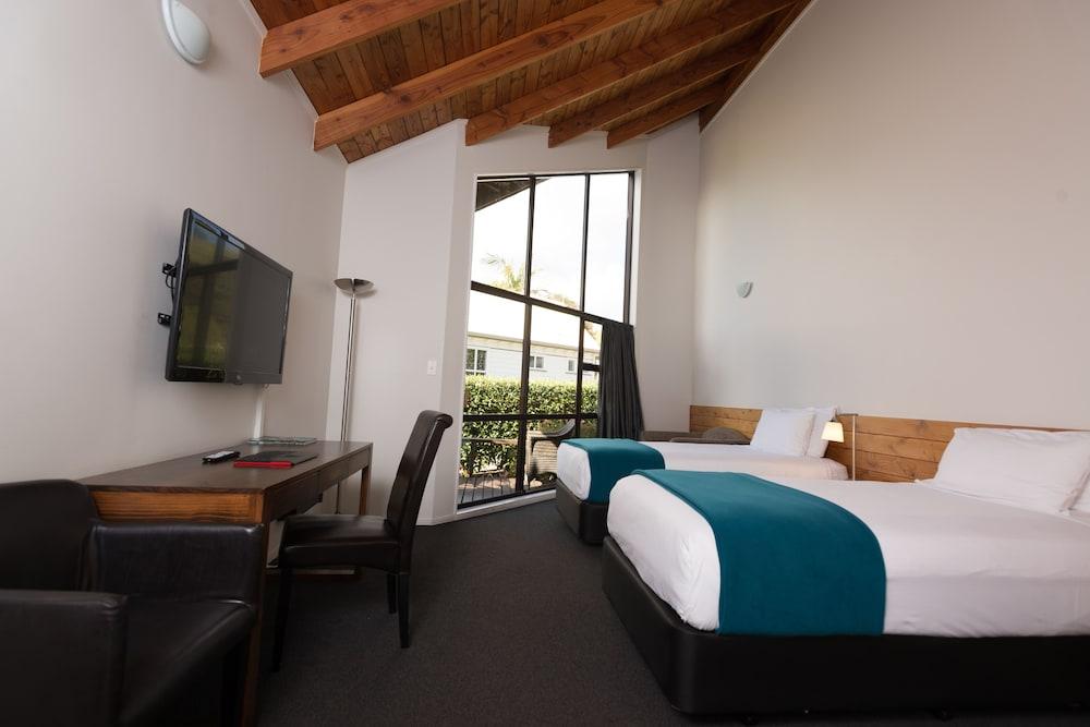 The Sands Hotel Hokianga Omapere Экстерьер фото
